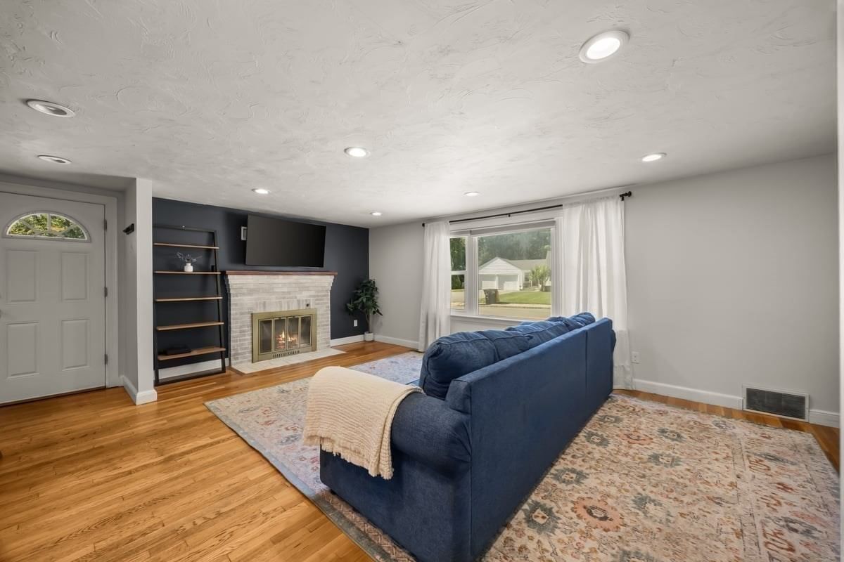 109 Freeman Street Norton — Photo 5 of 41