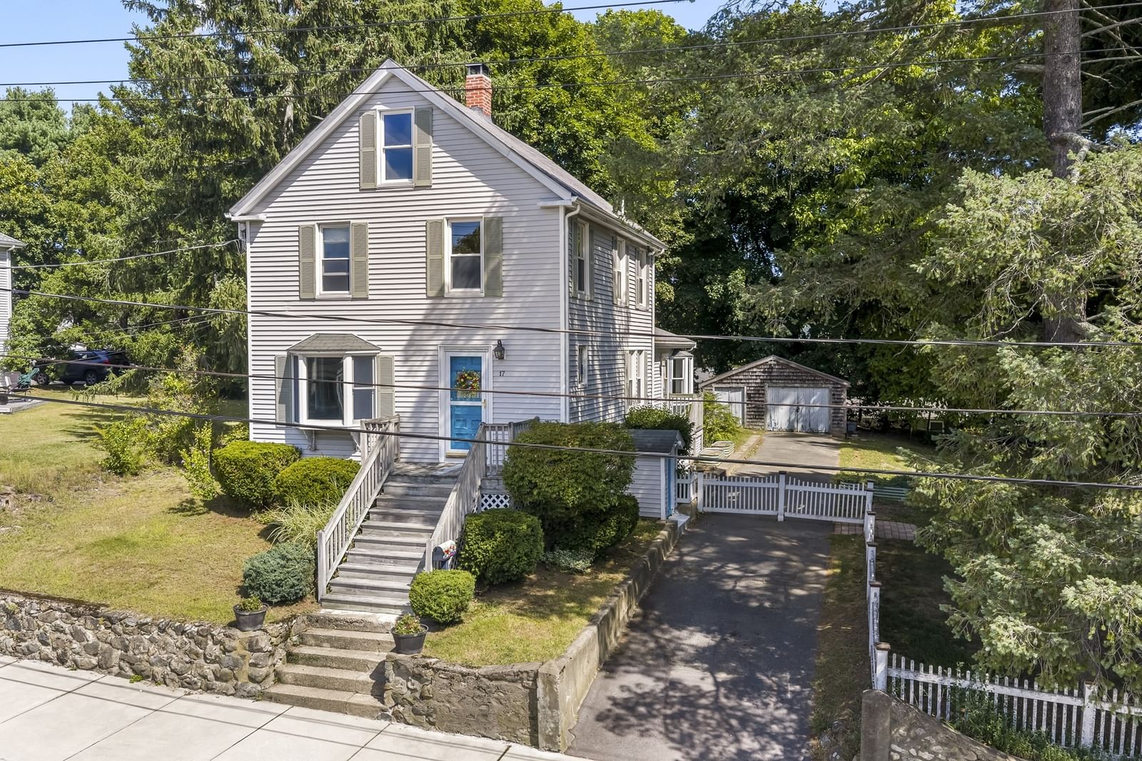 Property at 17 Fairview Ave, Ipswich, MA 01938