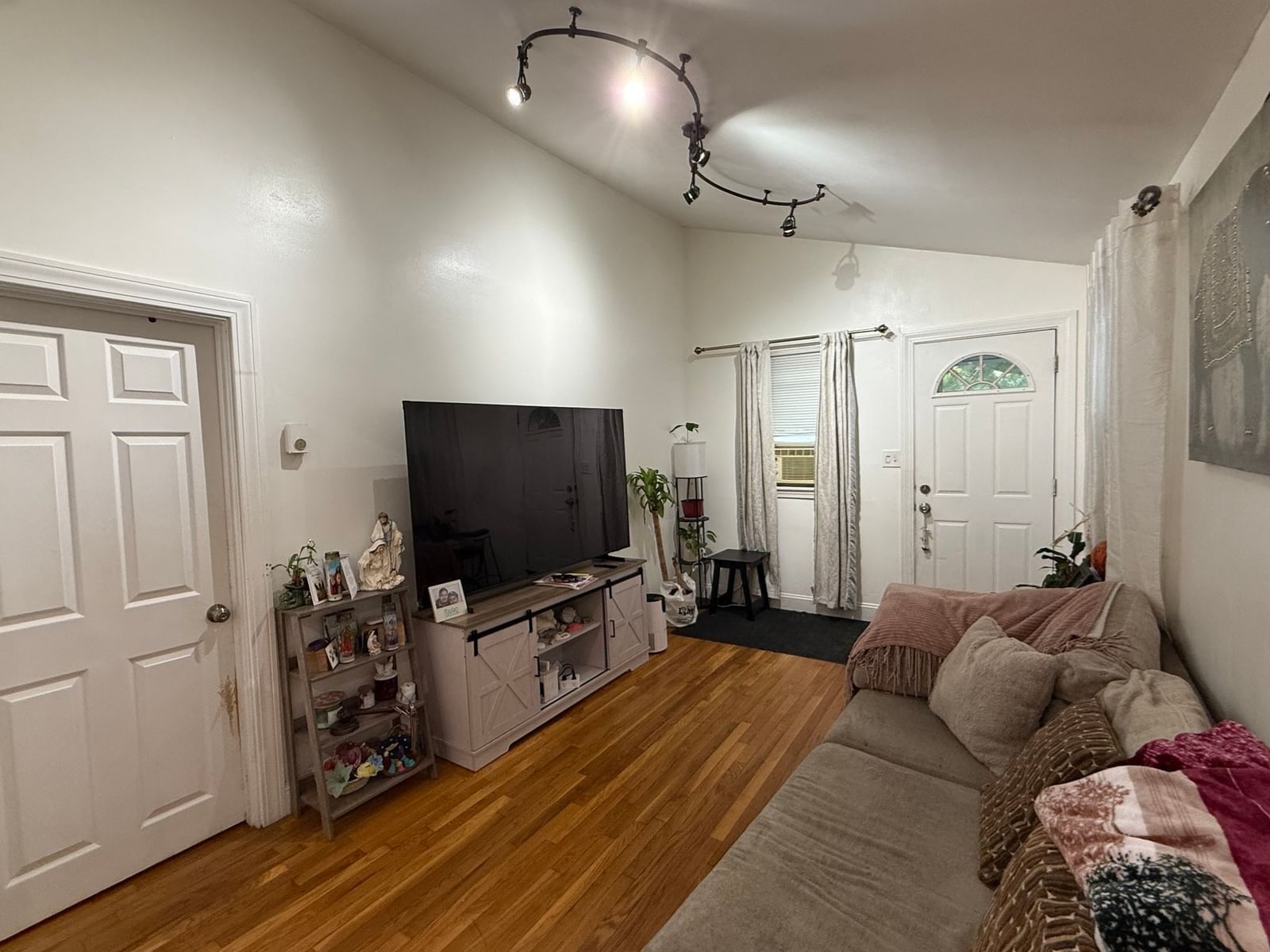 35 Cheever St. Revere — Photo 6 of 28