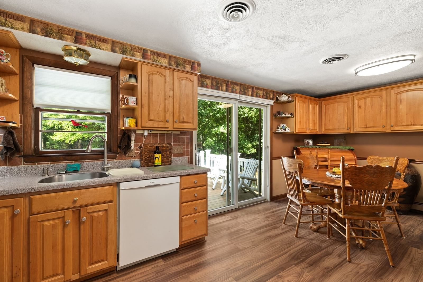 195 Cordaville Rd Ashland — Photo 10 of 31
