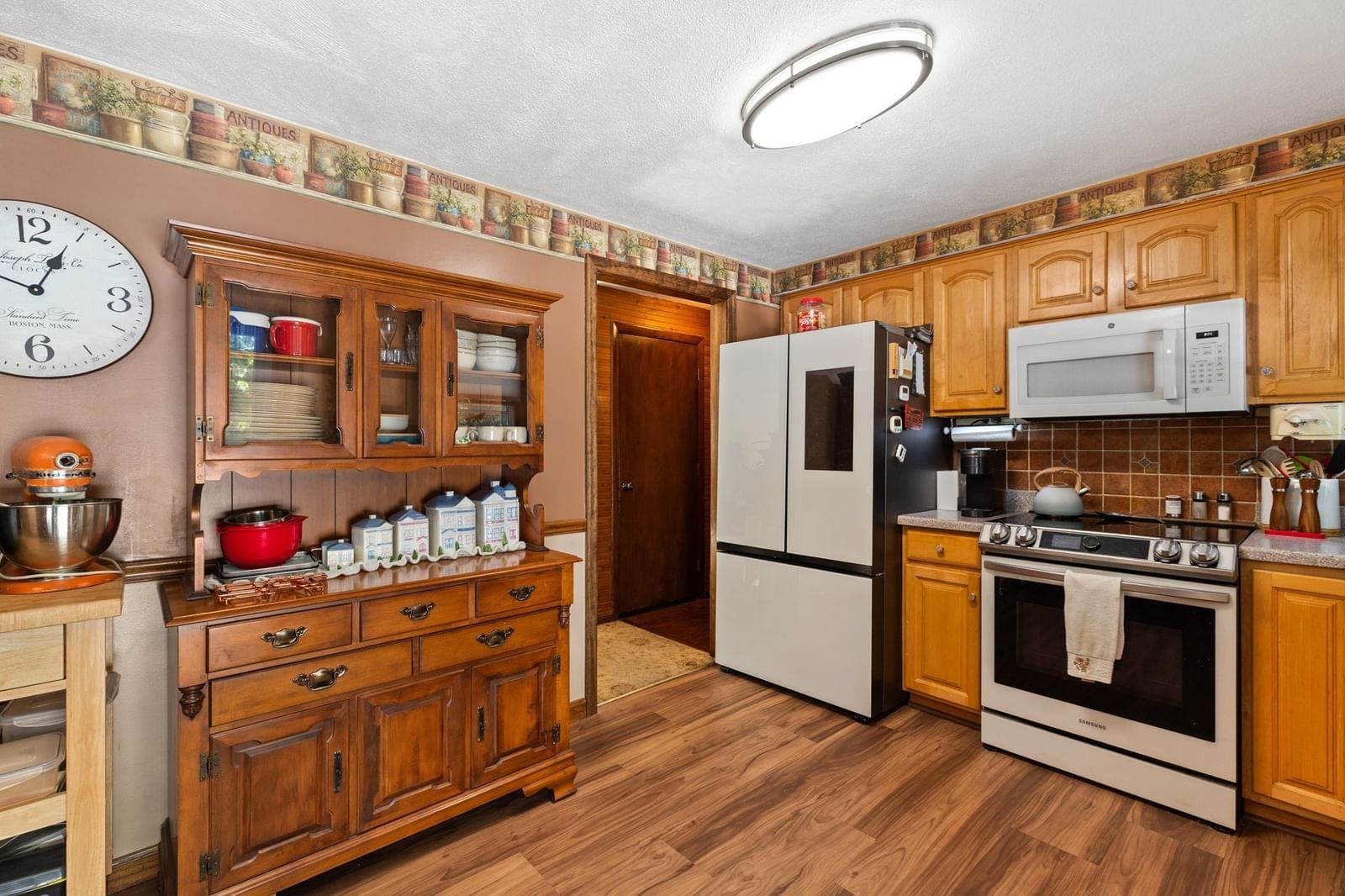 195 Cordaville Rd Ashland — Photo 9 of 31