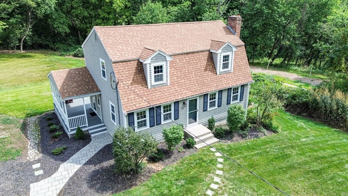 212 Pleasant Millis — Photo 3 of 42
