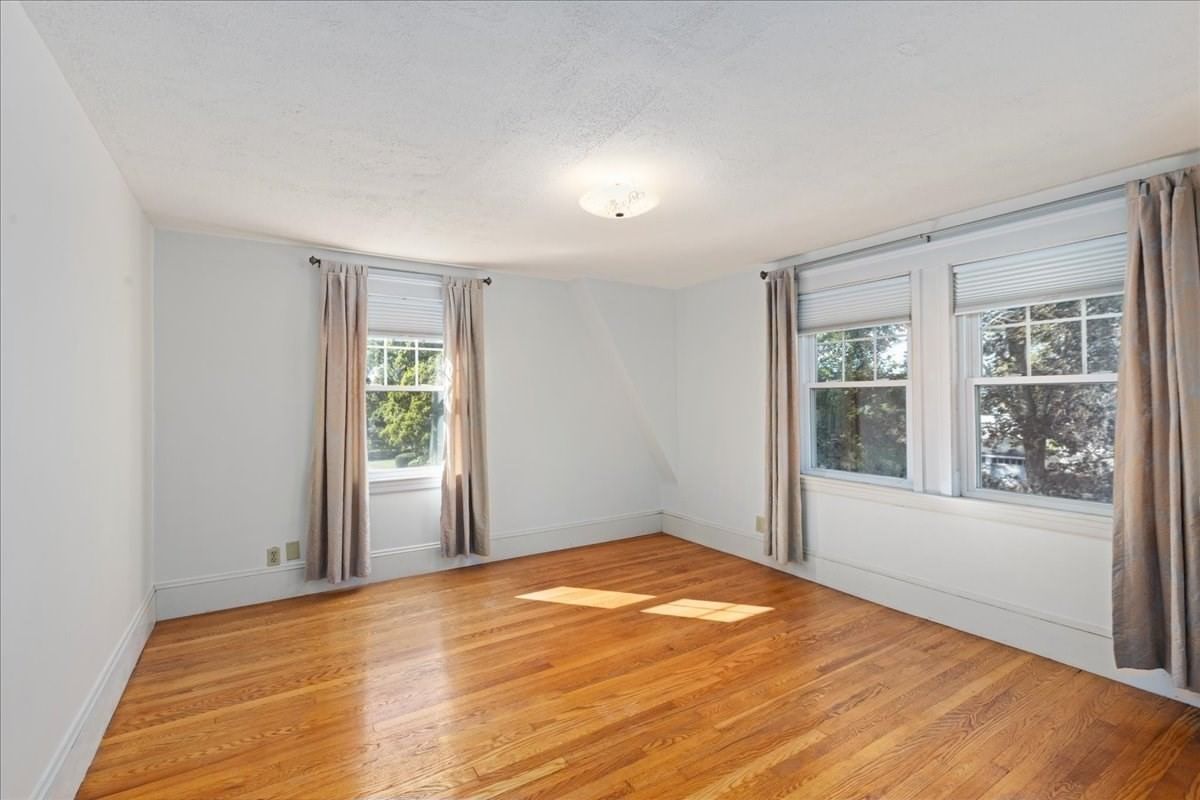 2 Houston Avenue Methuen — Photo 26 of 39