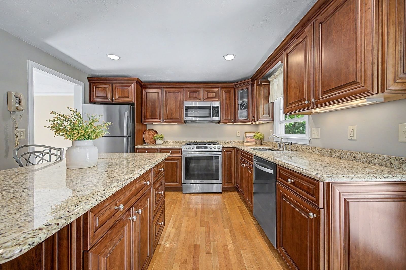 23 Evergreen Way Dedham — Photo 16 of 38