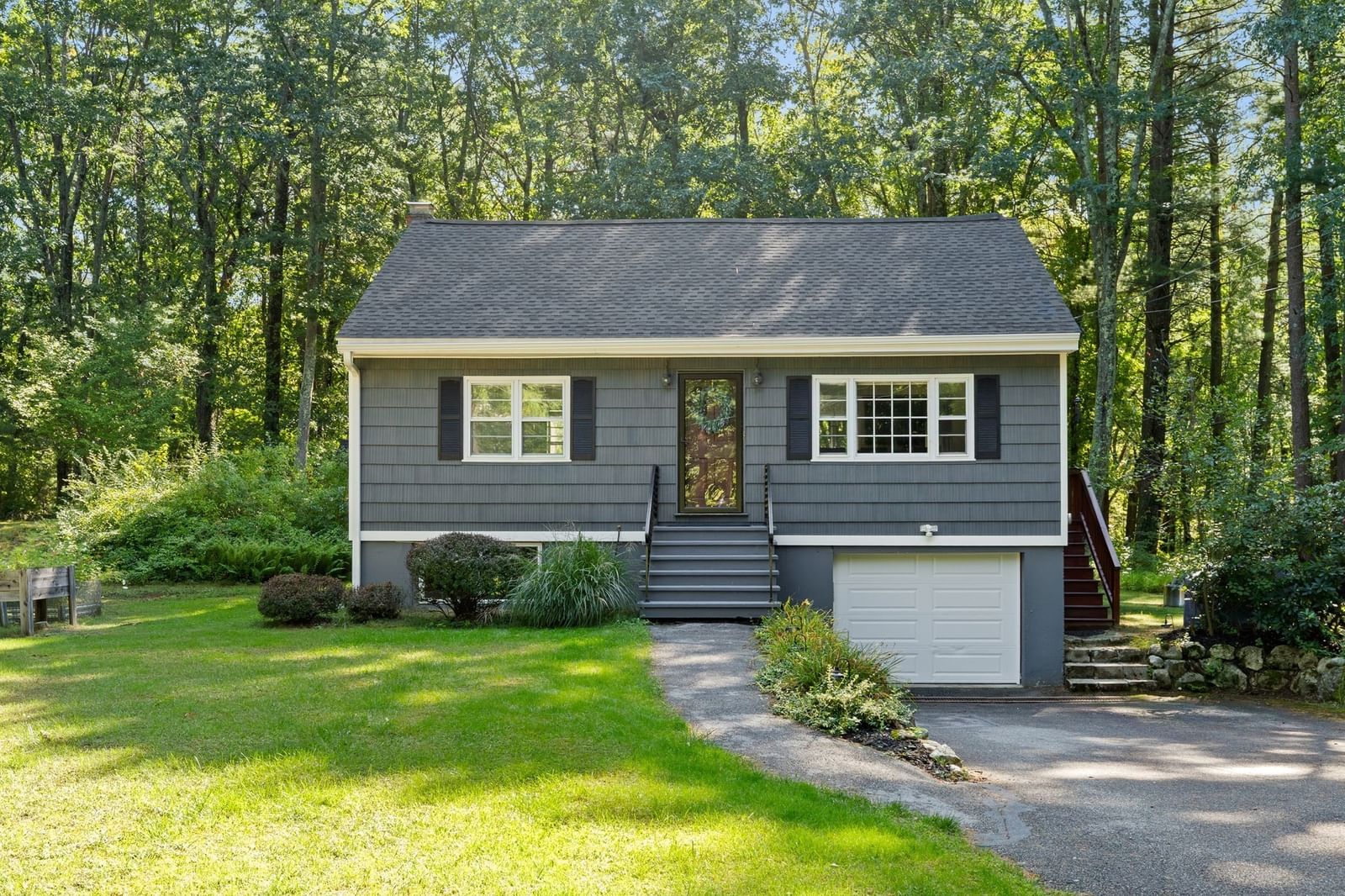 52 Rattlesnake Hill Rd