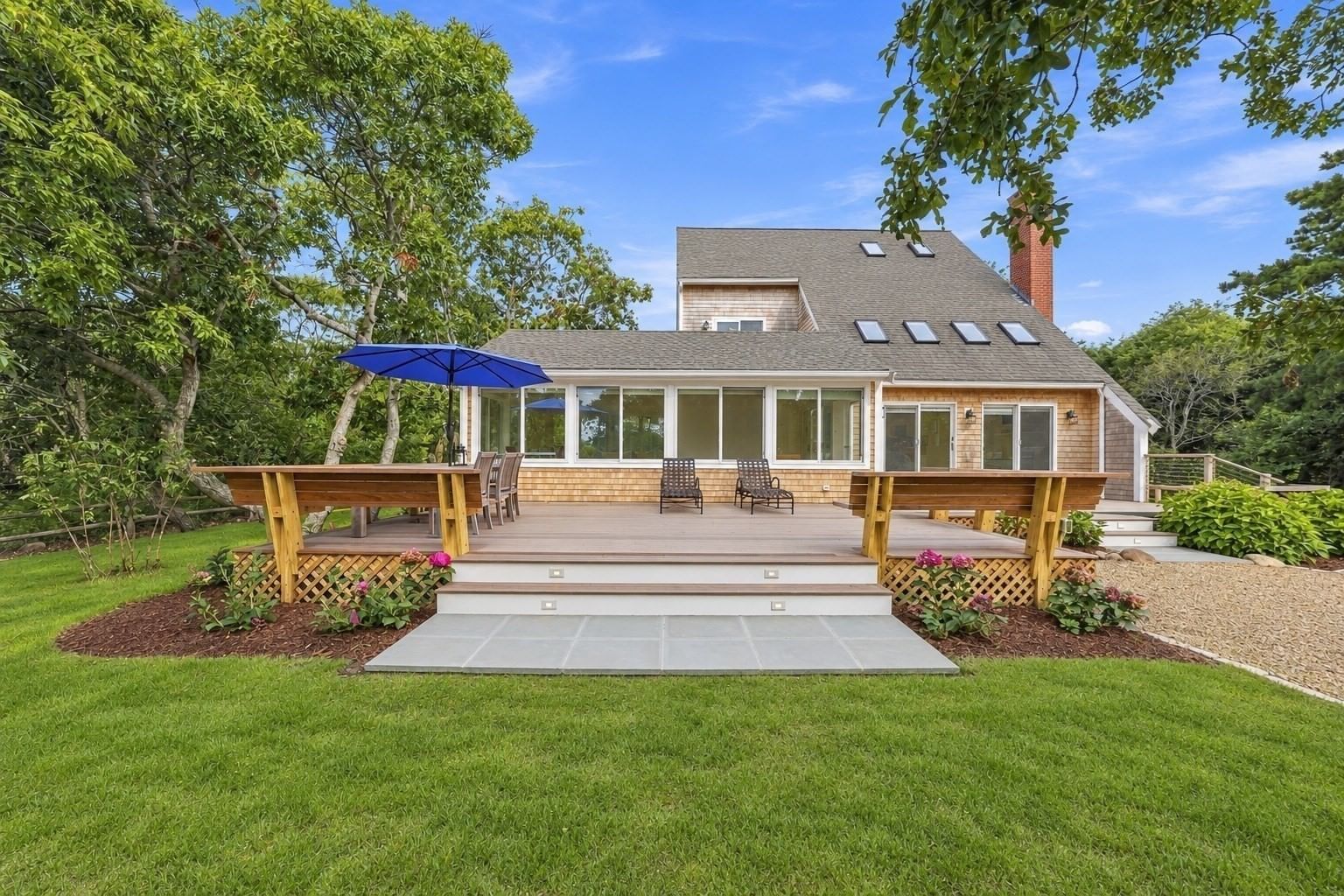 62 Schoolhouse Rd Edgartown — Photo 2 of 38