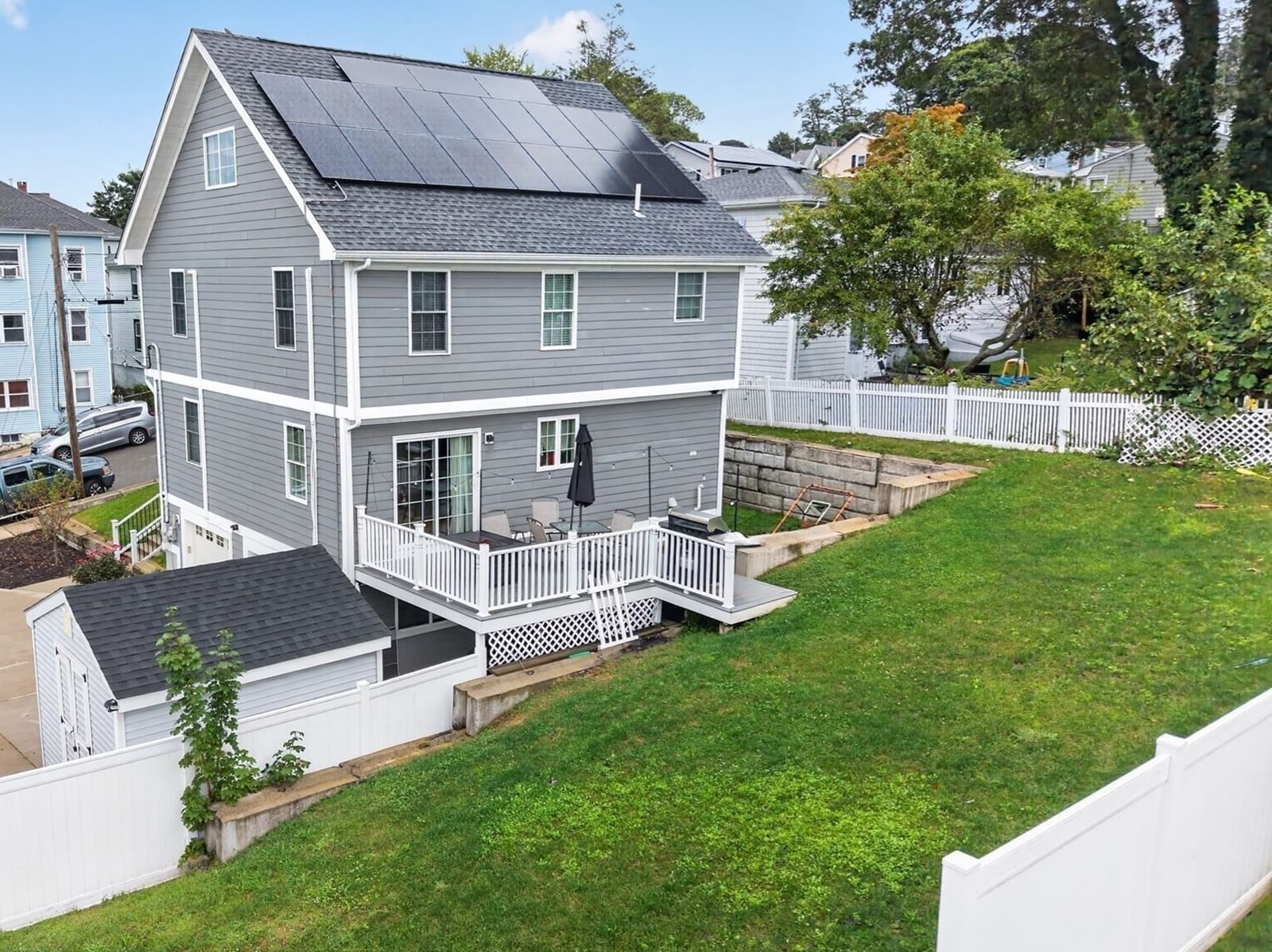 17 Montgomery St Fall River — Photo 4 of 33