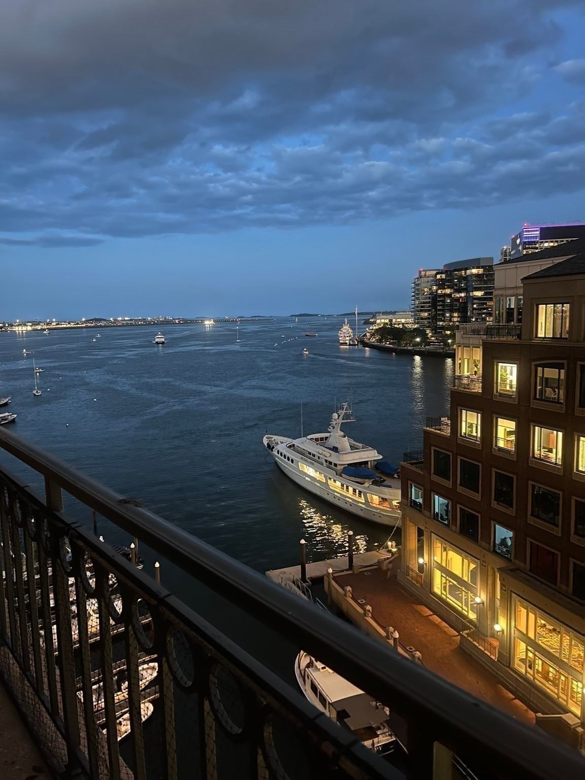 20 Rowes Wharf #PH4 Boston — Photo 16 of 29