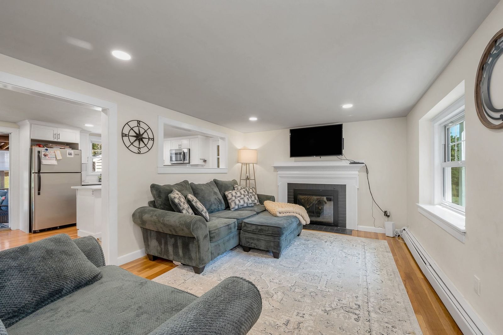 13 Cedar St Chelmsford — Photo 2 of 37