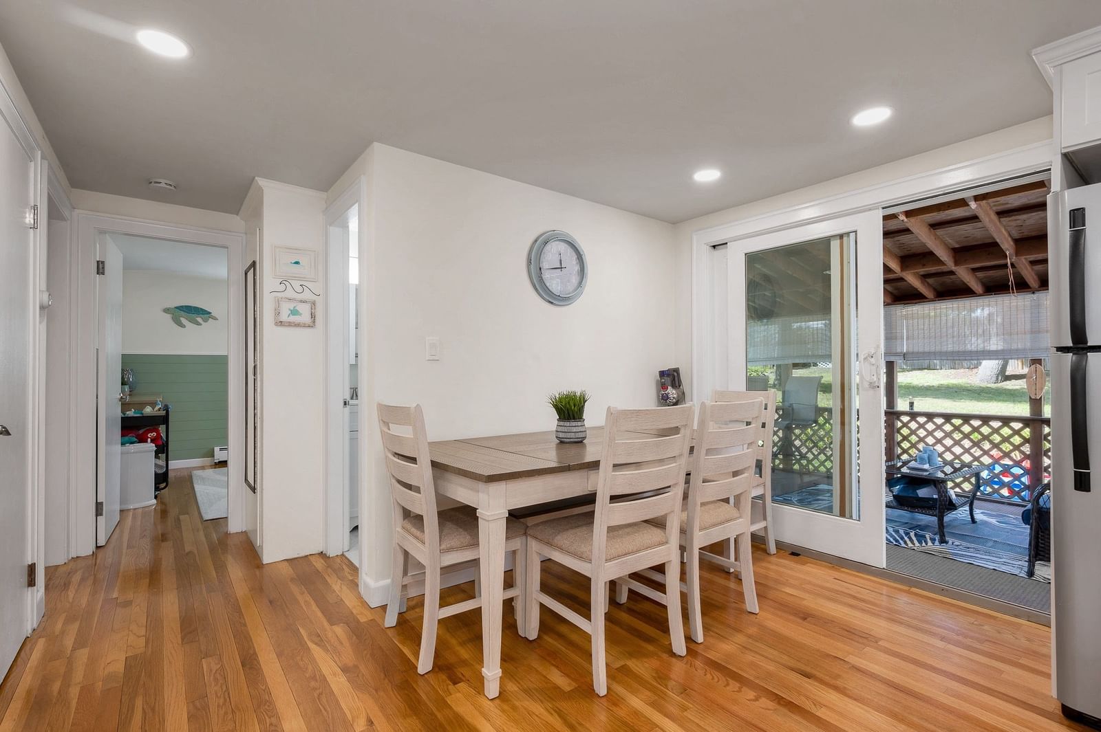 13 Cedar St Chelmsford — Photo 9 of 37