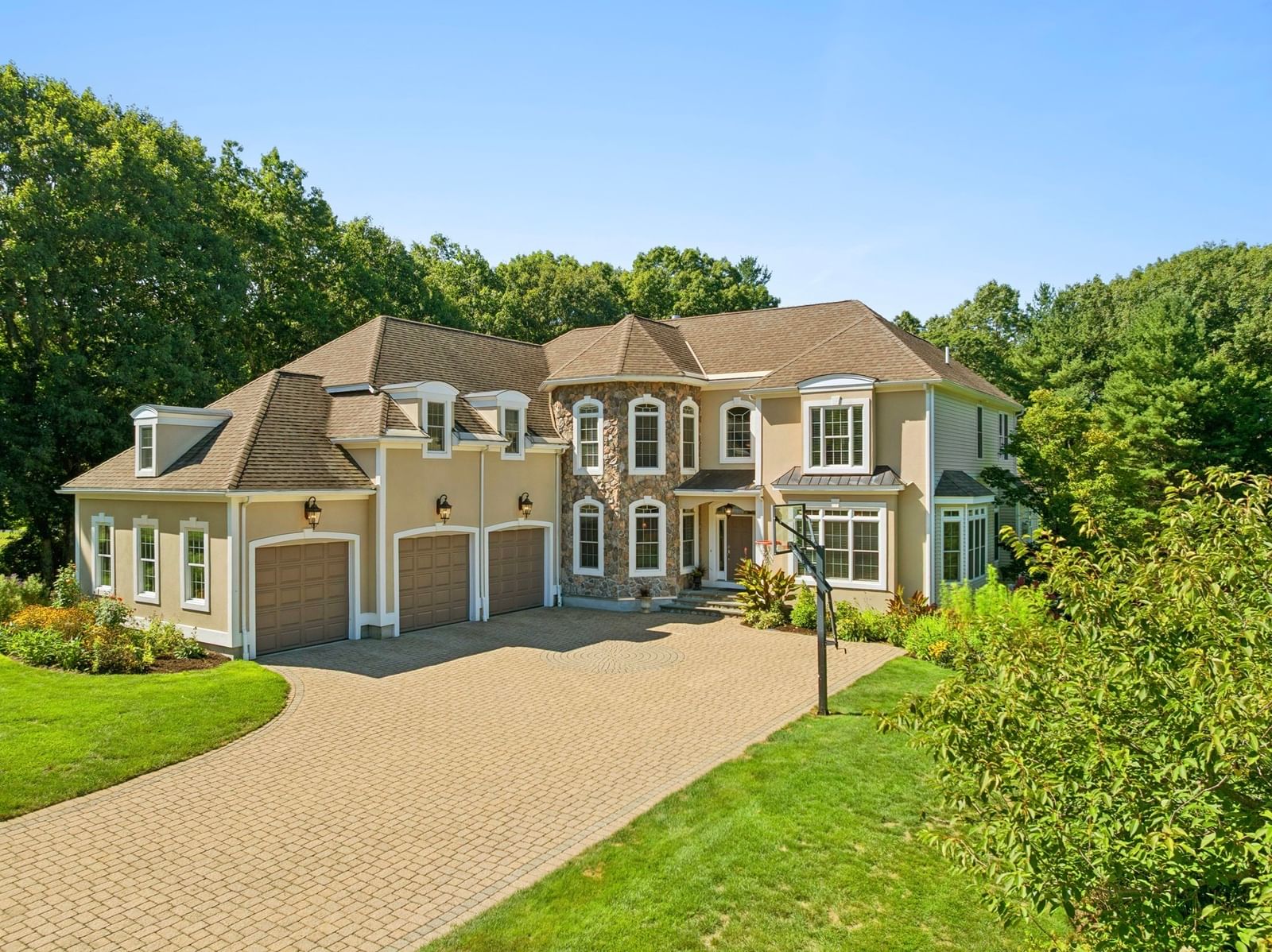 Property at 11 Turner Hill Rd, Medfield, MA 02052