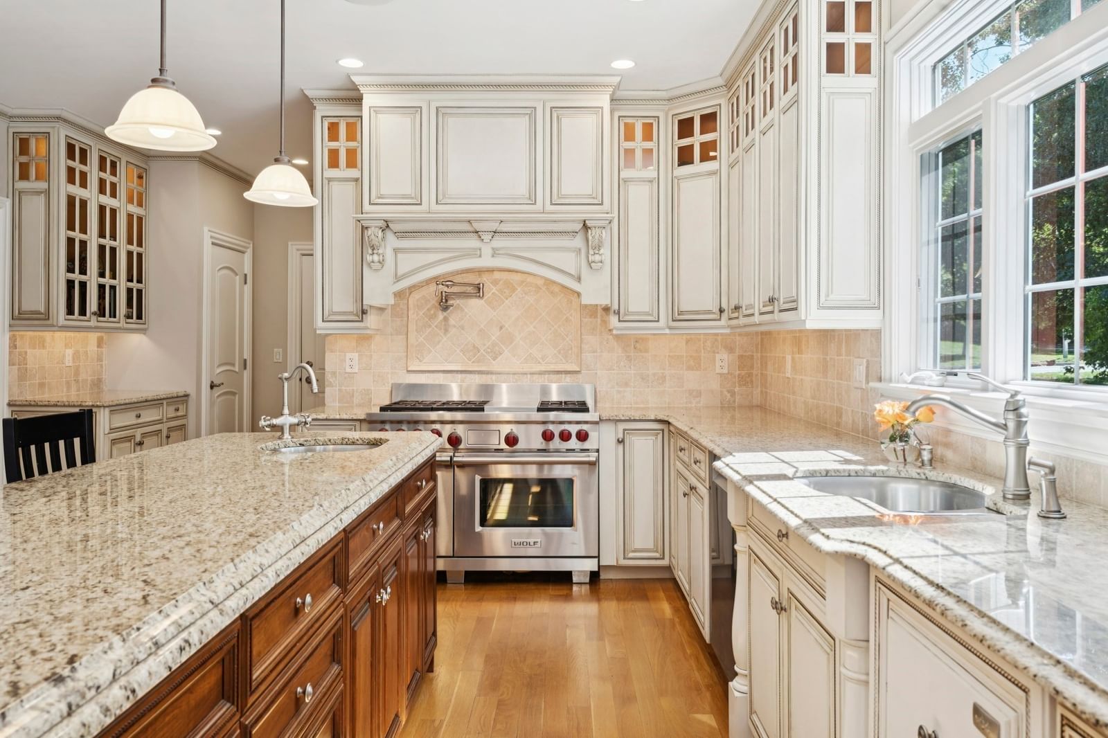 11 Turner Hill Rd Medfield — Photo 10 of 38
