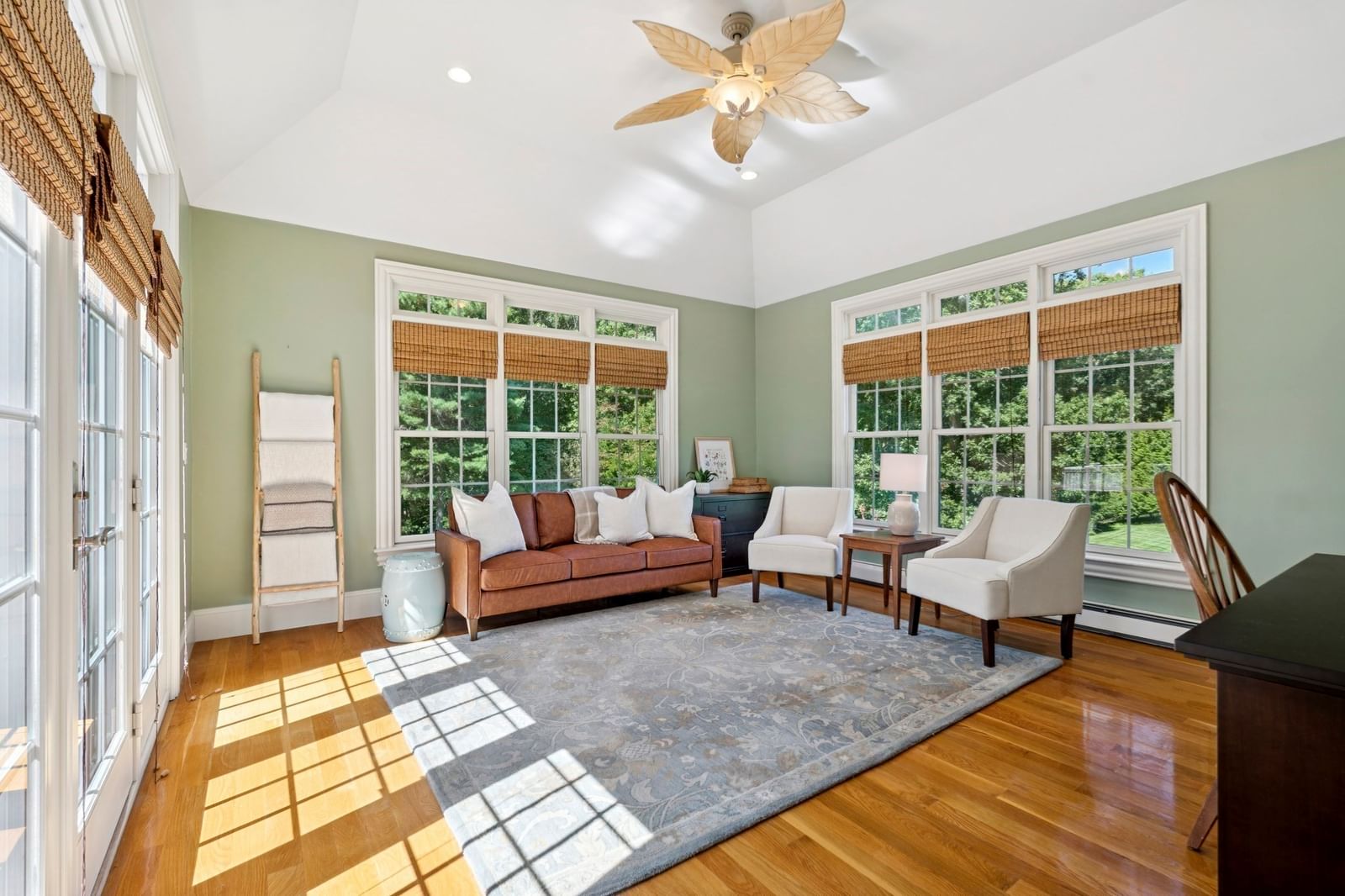11 Turner Hill Rd Medfield — Photo 18 of 38