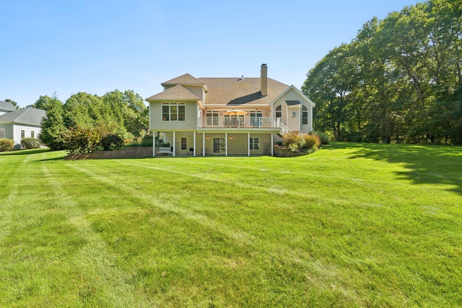 11 Turner Hill Rd Medfield — Photo 34 of 38