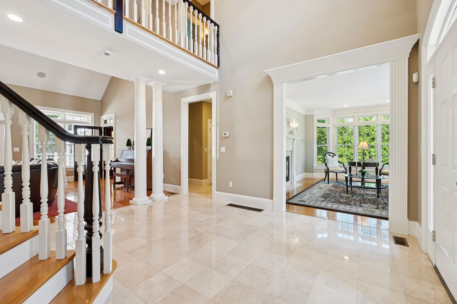 11 Turner Hill Rd Medfield — Photo 4 of 38