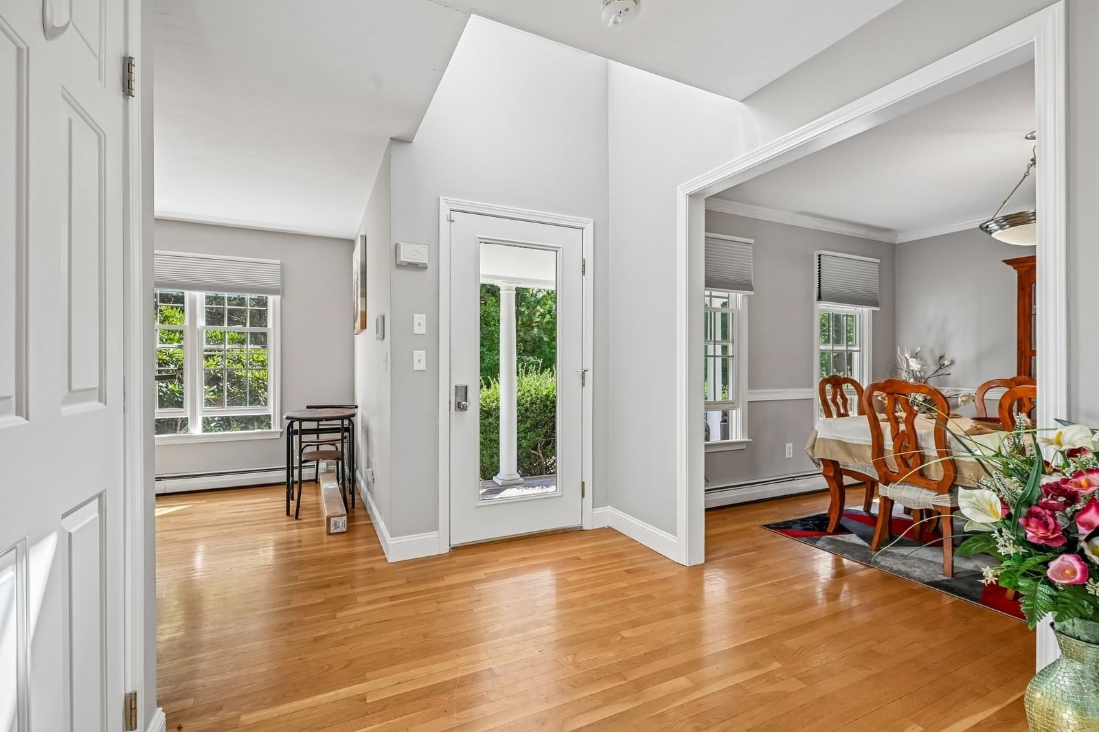 8 Tiffany Rd Bourne — Photo 3 of 42