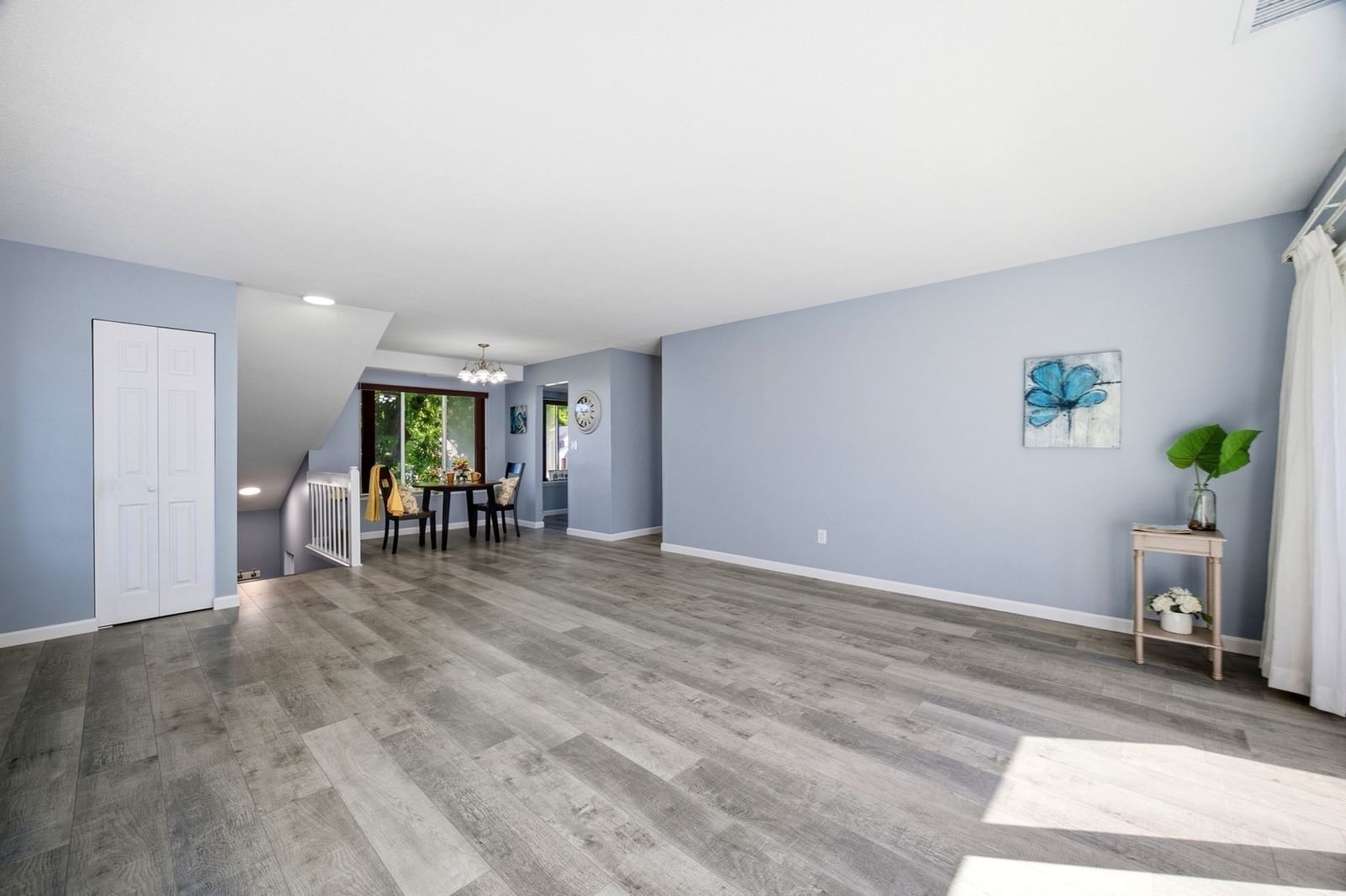 25 Nassau Dr #25 Springfield — Photo 11 of 30