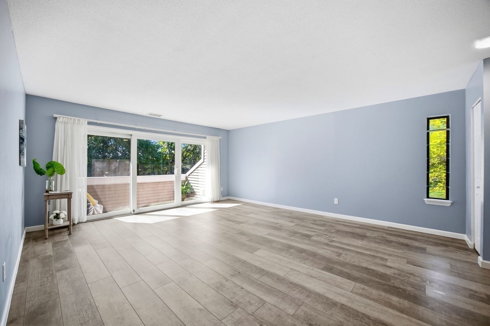 25 Nassau Dr #25 Springfield — Photo 12 of 30