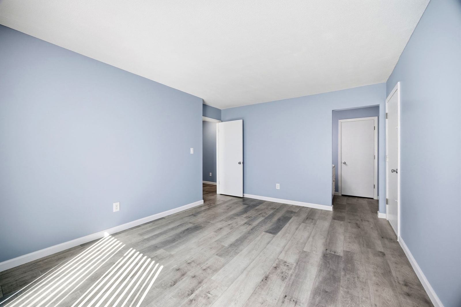 25 Nassau Dr #25 Springfield — Photo 18 of 30
