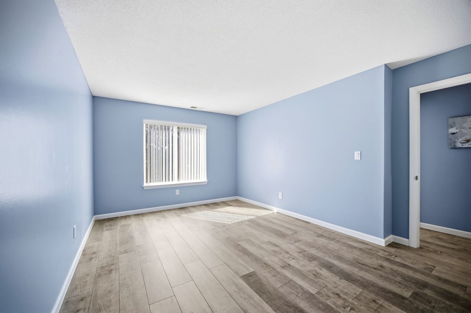 25 Nassau Dr #25 Springfield — Photo 19 of 30