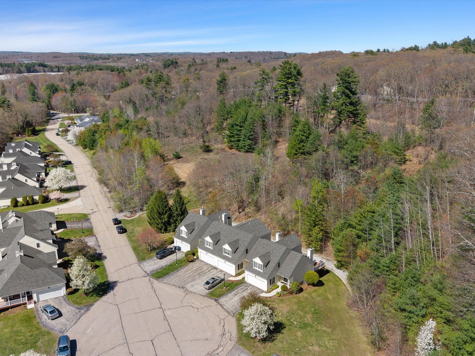 29 Coldspring Dr #B Sutton — Photo 2 of 42