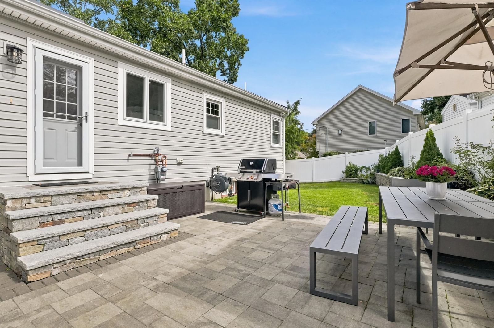 60 Hobson St Saugus — Photo 32 of 39