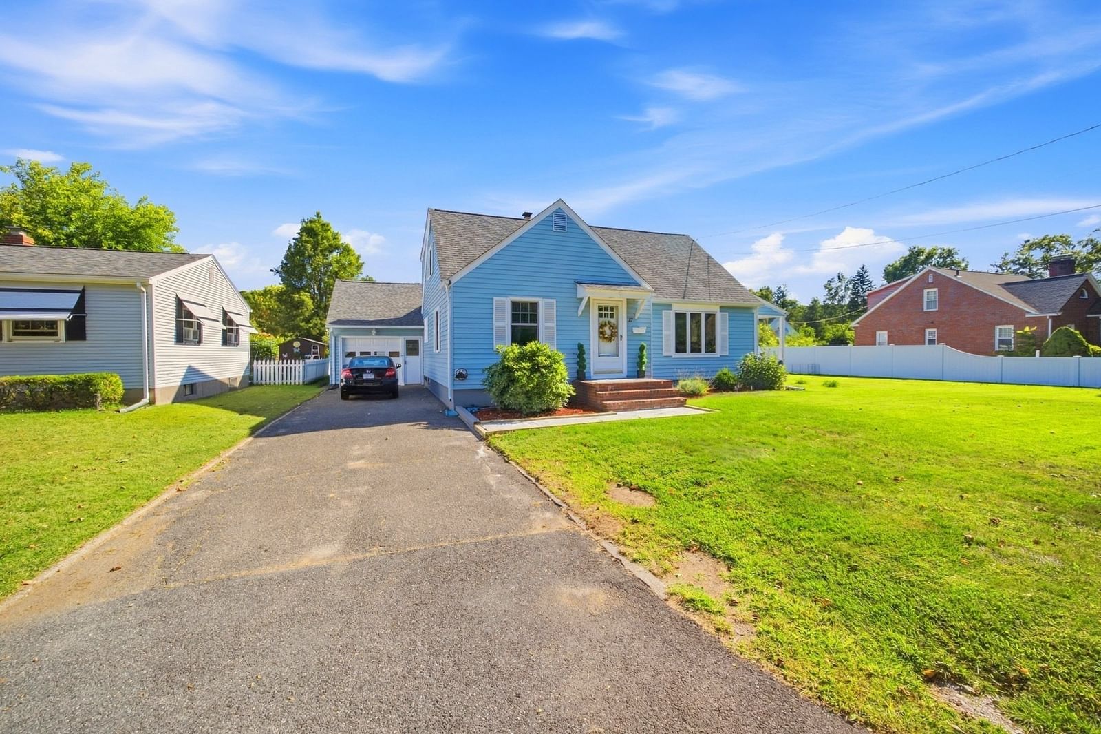 27 Palmer Ave Chicopee — Photo 34 of 36