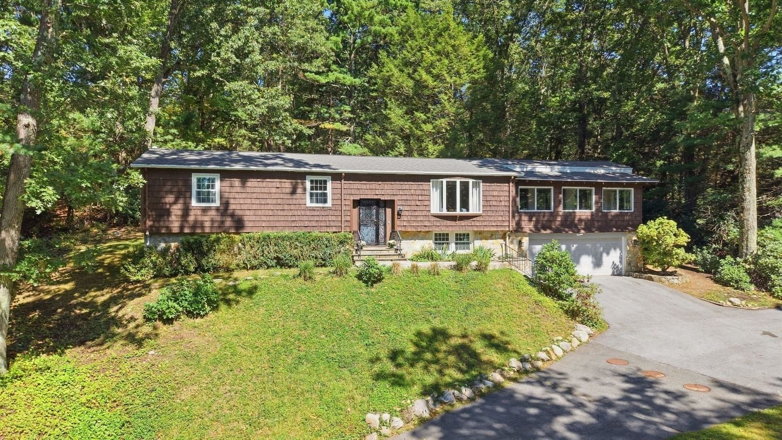 48 Gray Road
