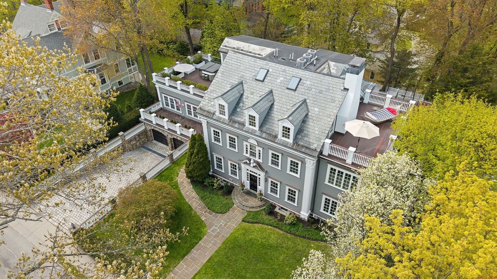 Property at 95 Temple St, Newton, MA 02465
