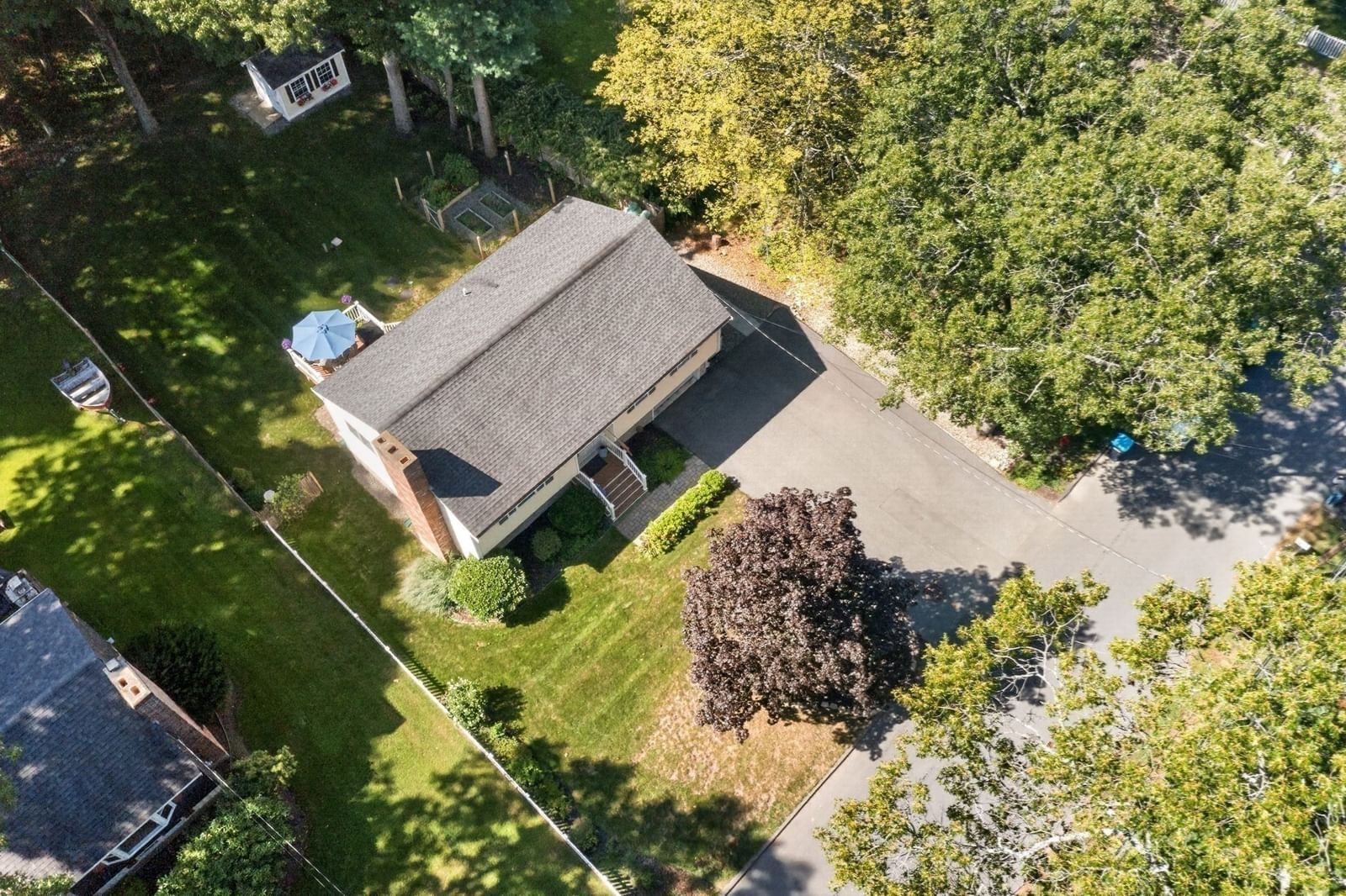 165 Forest Street Hamilton — Photo 32 of 38