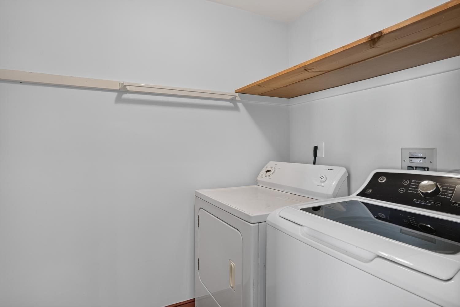 9 Ash St #1 Belmont — Photo 13 of 24