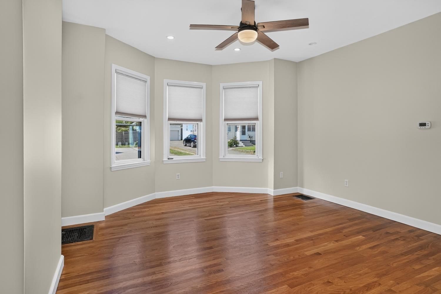 9 Ash St #1 Belmont — Photo 4 of 24