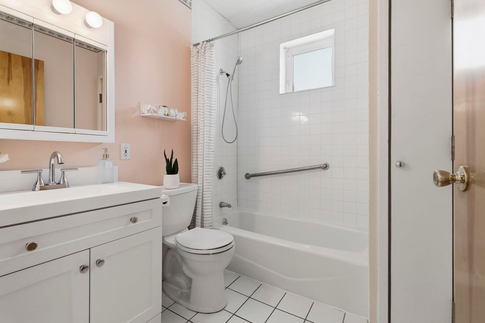 509 Pleasant St #2-4 Melrose — Photo 8 of 15
