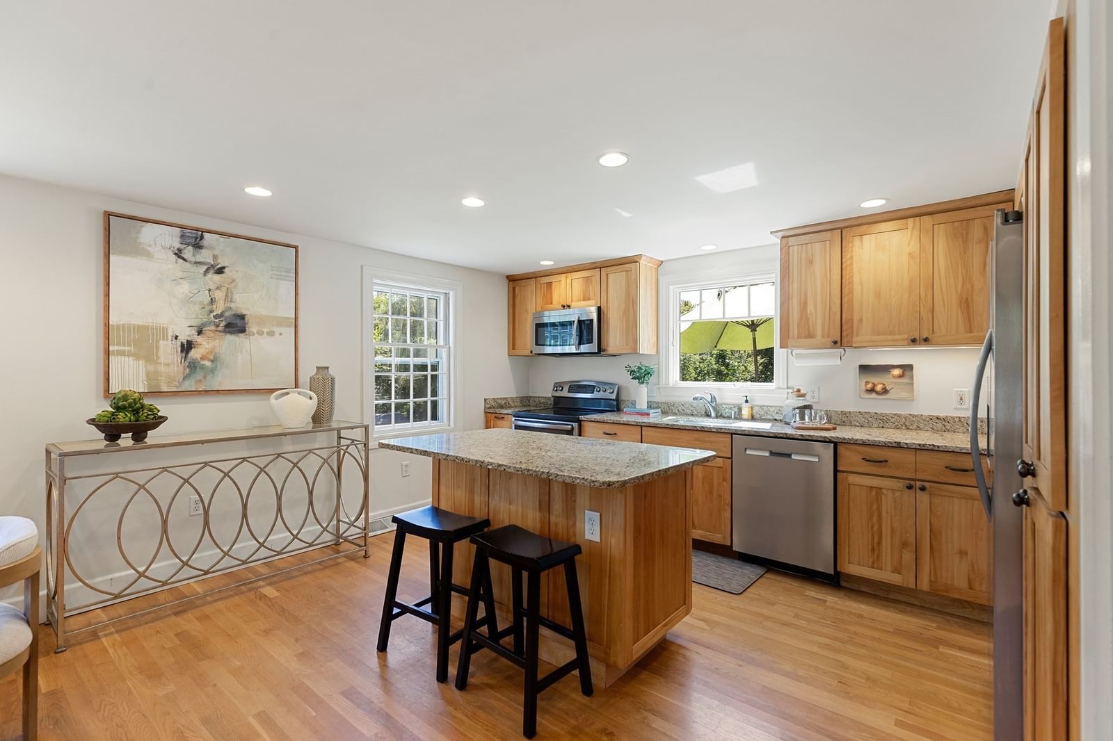 310 Concord Ave Lexington — Photo 11 of 36