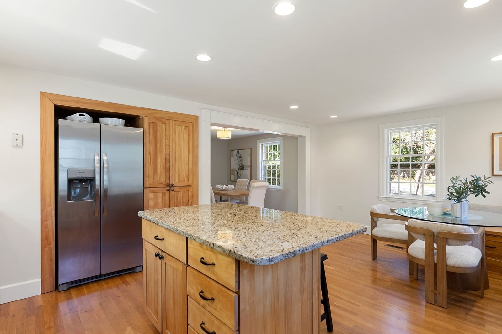 310 Concord Ave Lexington — Photo 13 of 36