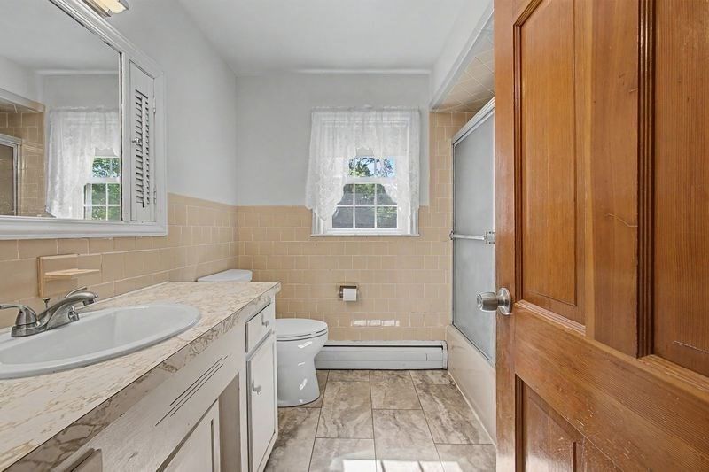 11 Federal Street Blackstone — Photo 17 of 32
