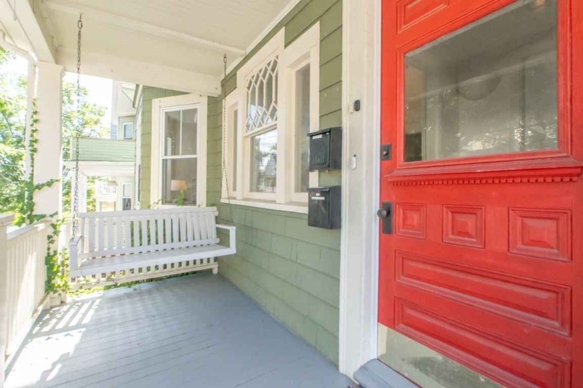 88 Bartlett St #1 Somerville — Photo 2 of 27