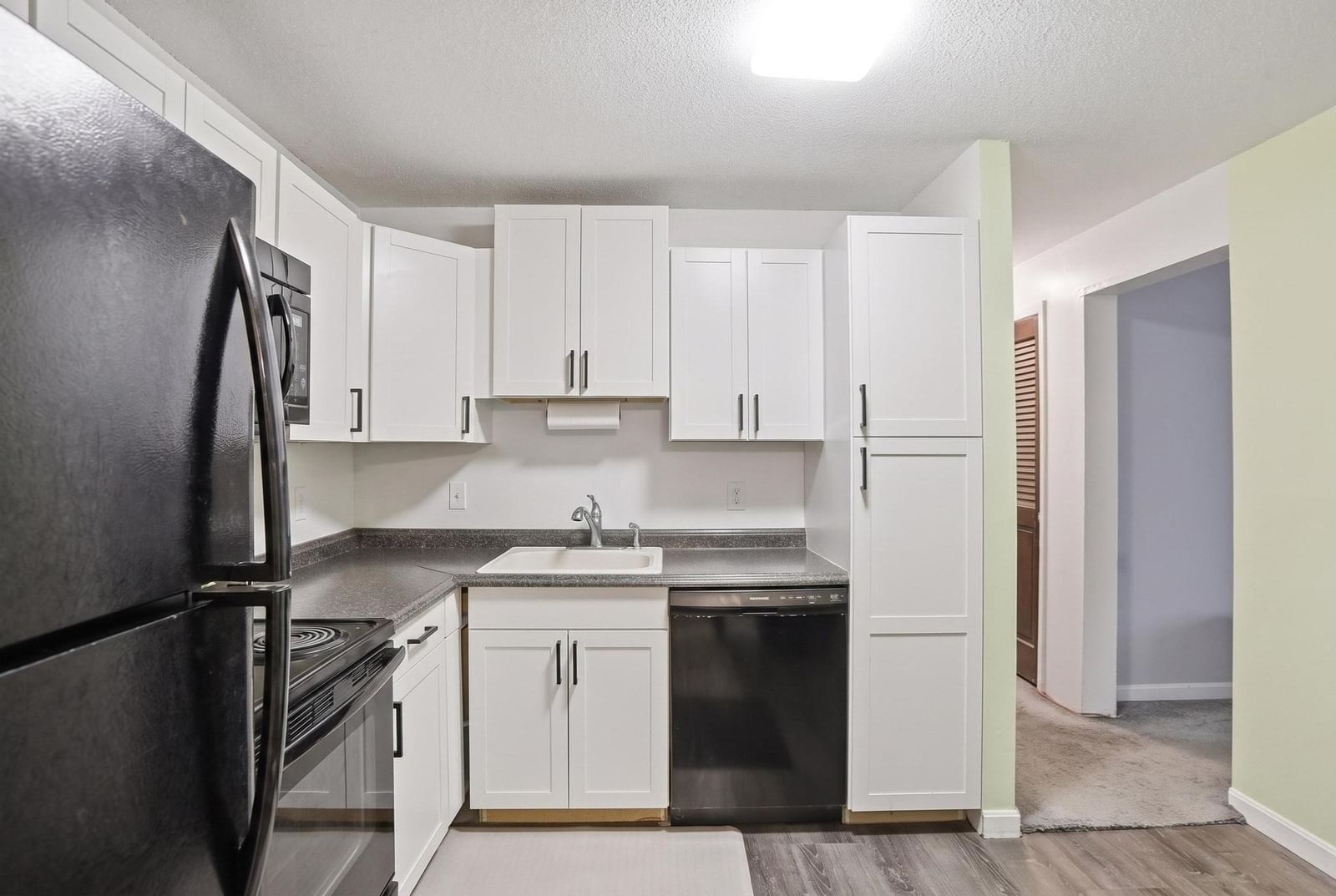 491 W Central St #D2 Franklin — Photo 7 of 20