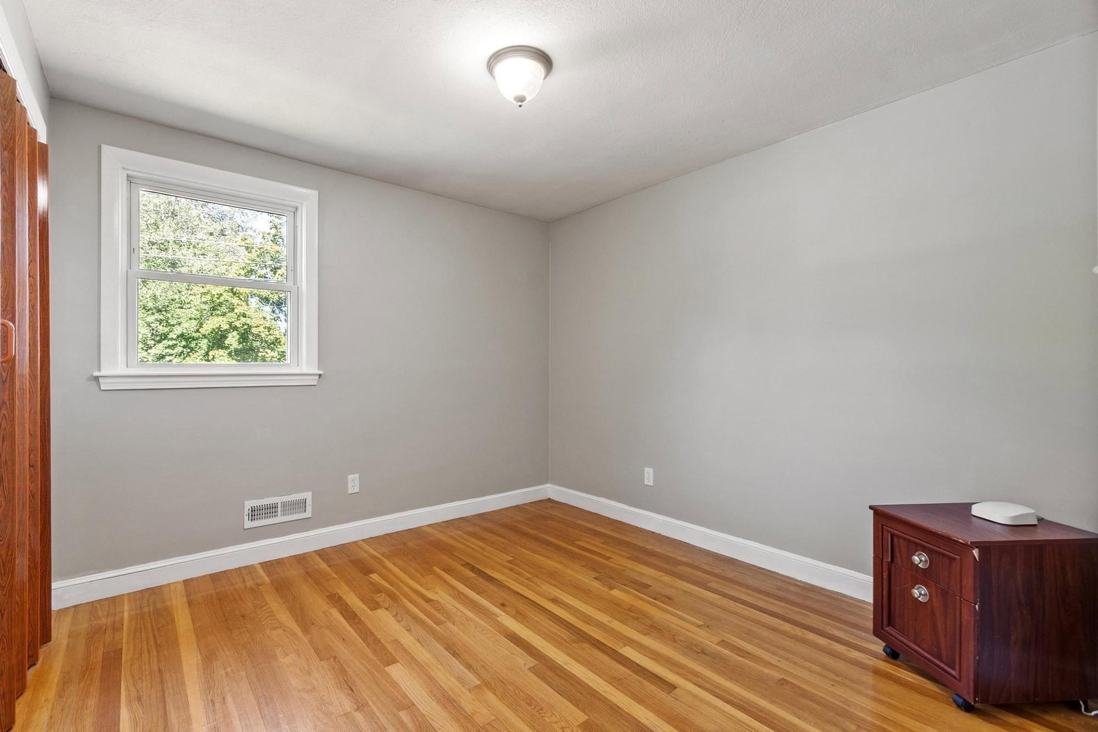 31 Paul Ave Peabody — Photo 19 of 42