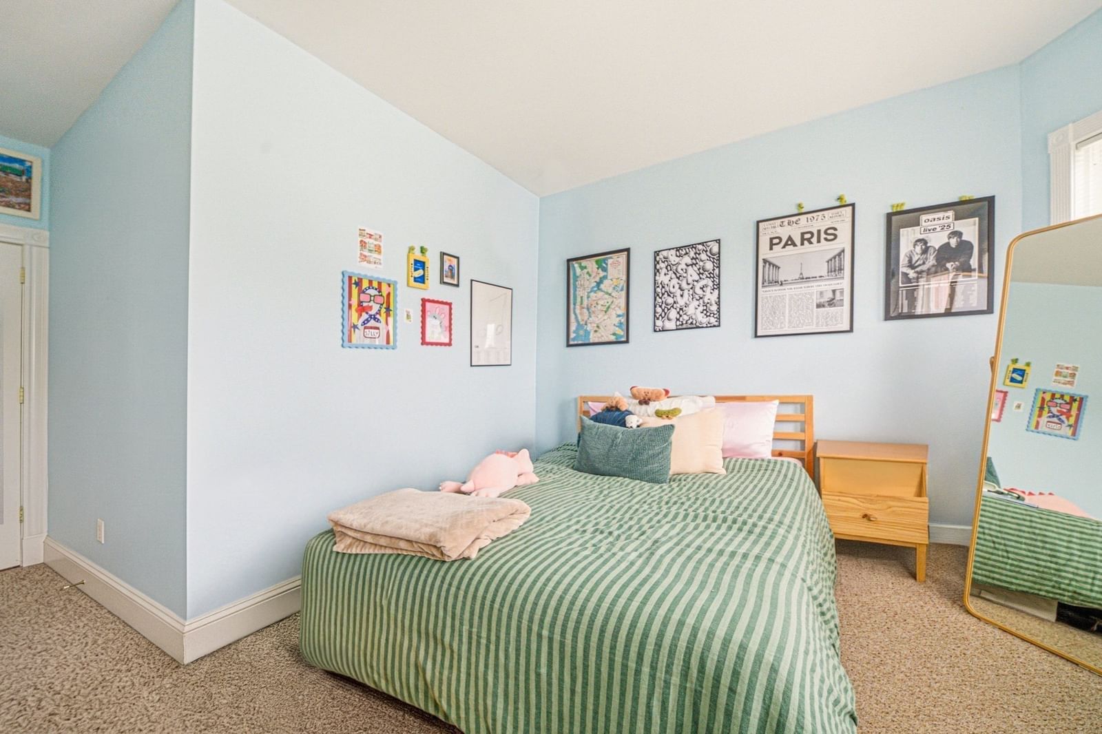 12-14 Everett St #202 Boston — Photo 18 of 28