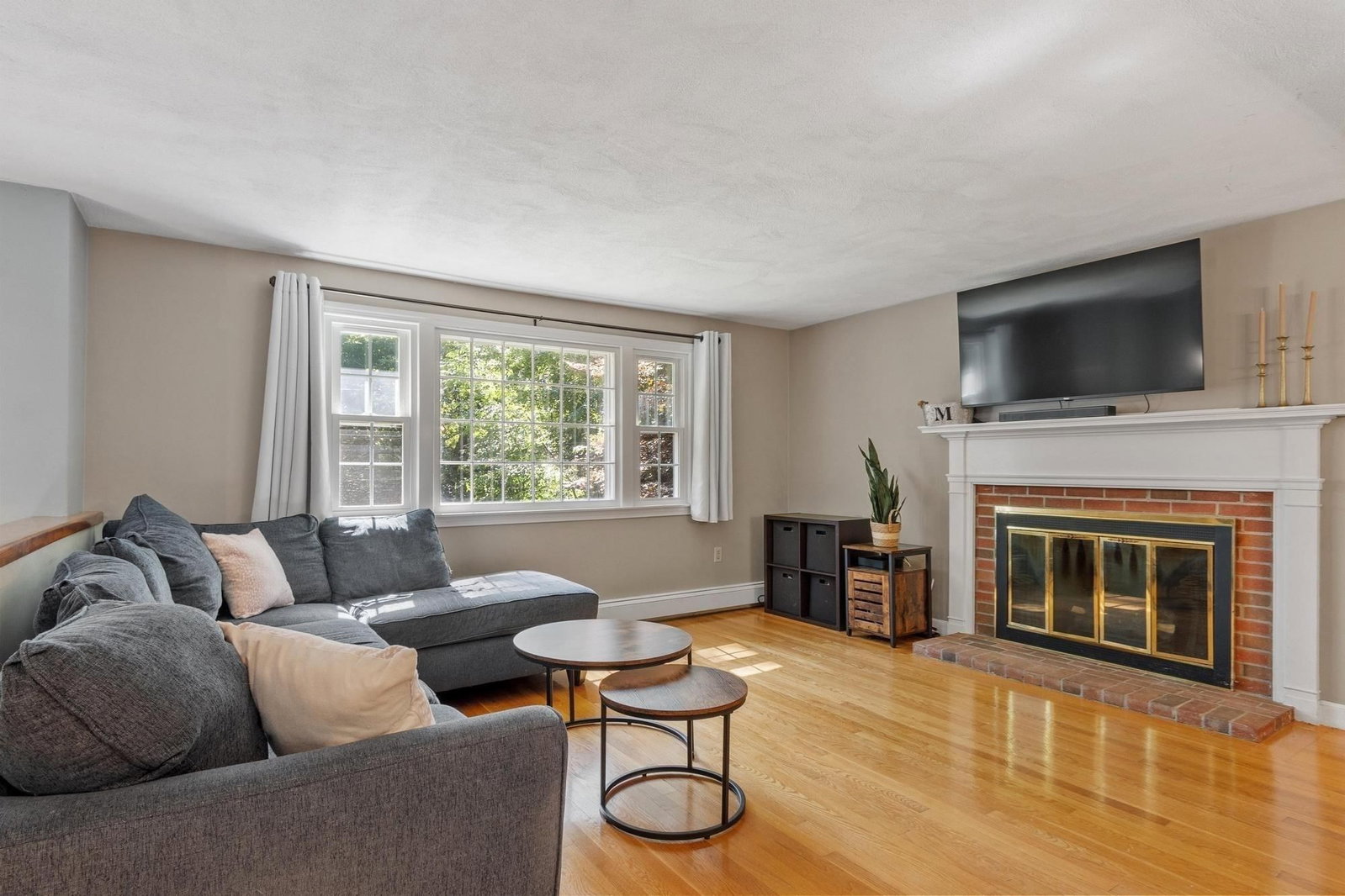 159 Randall Rd Stow — Photo 4 of 34