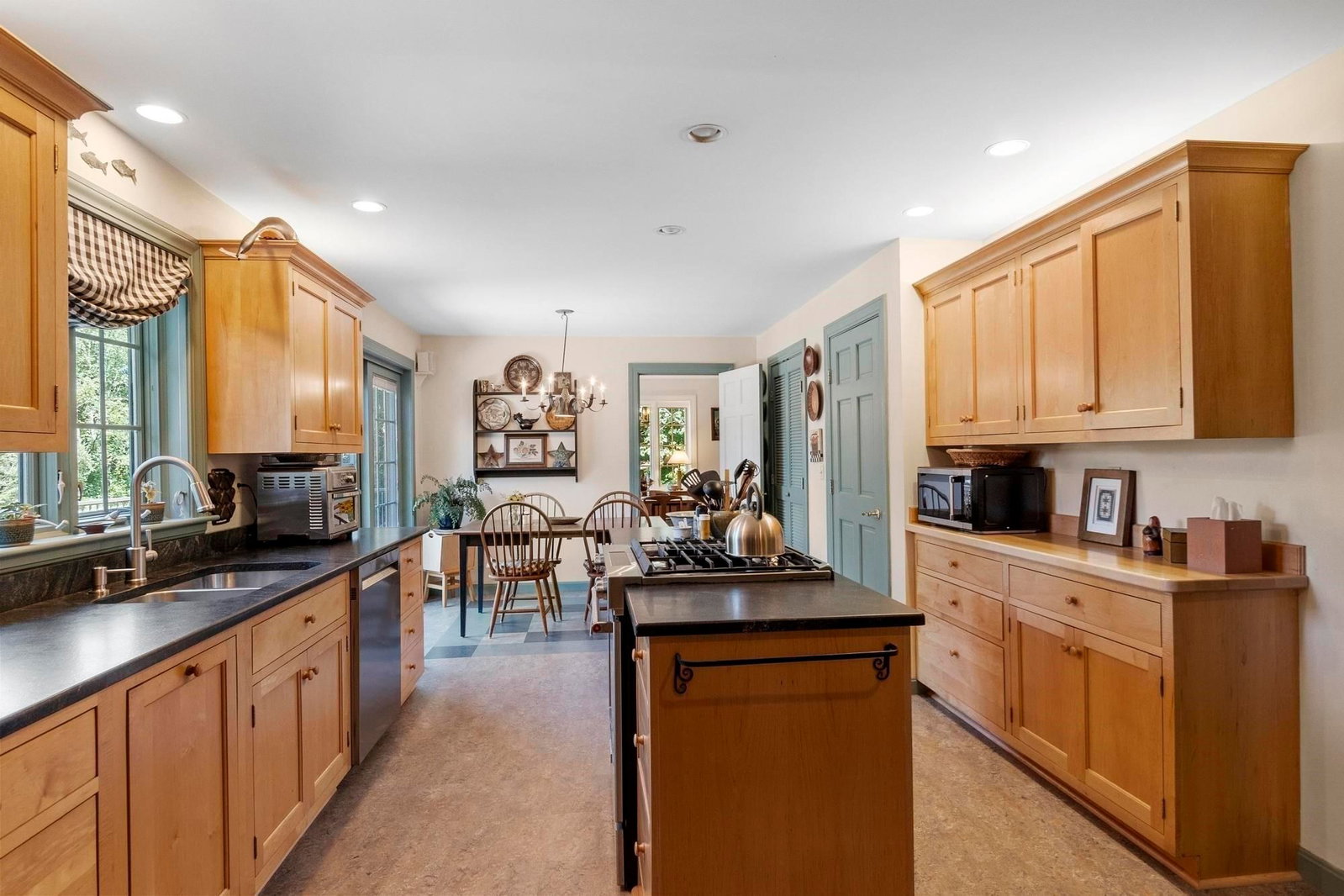 36 Westland Farm Rd Sterling — Photo 12 of 42