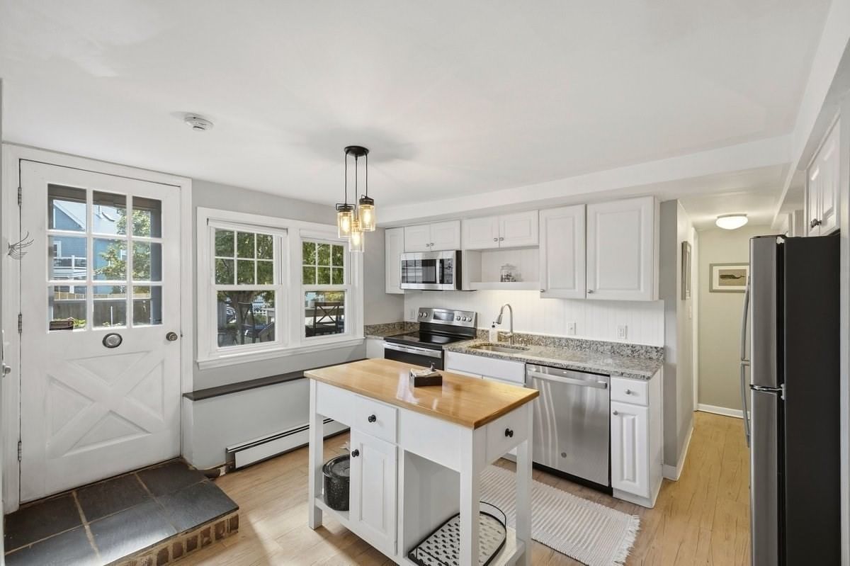 60 Guernsey St. #1 Boston — Photo 4 of 28
