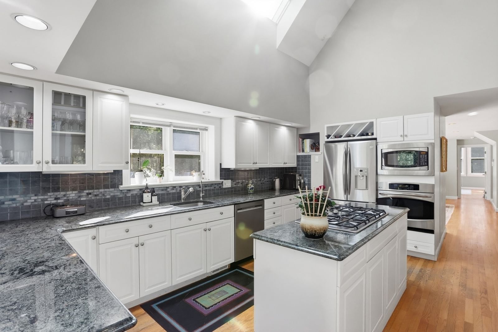 88 Esterbrook Rd Acton — Photo 5 of 41