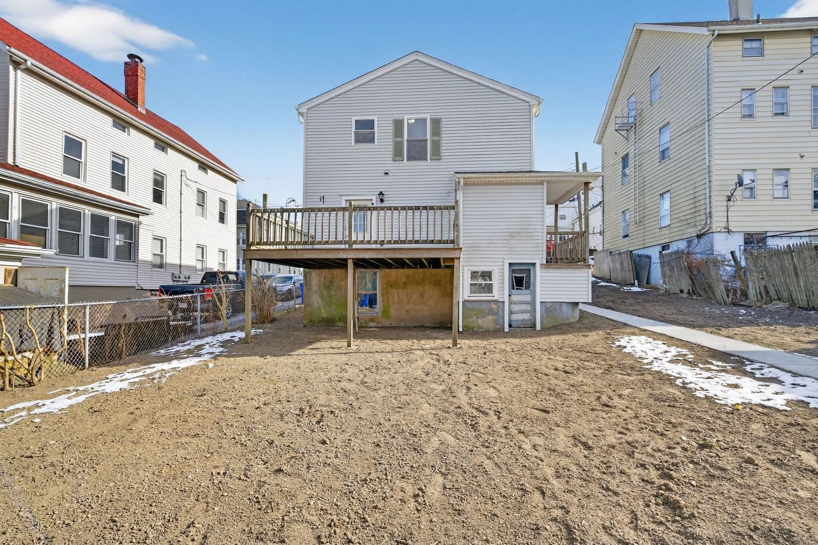 165 Grant St Fall River — Photo 8 of 37