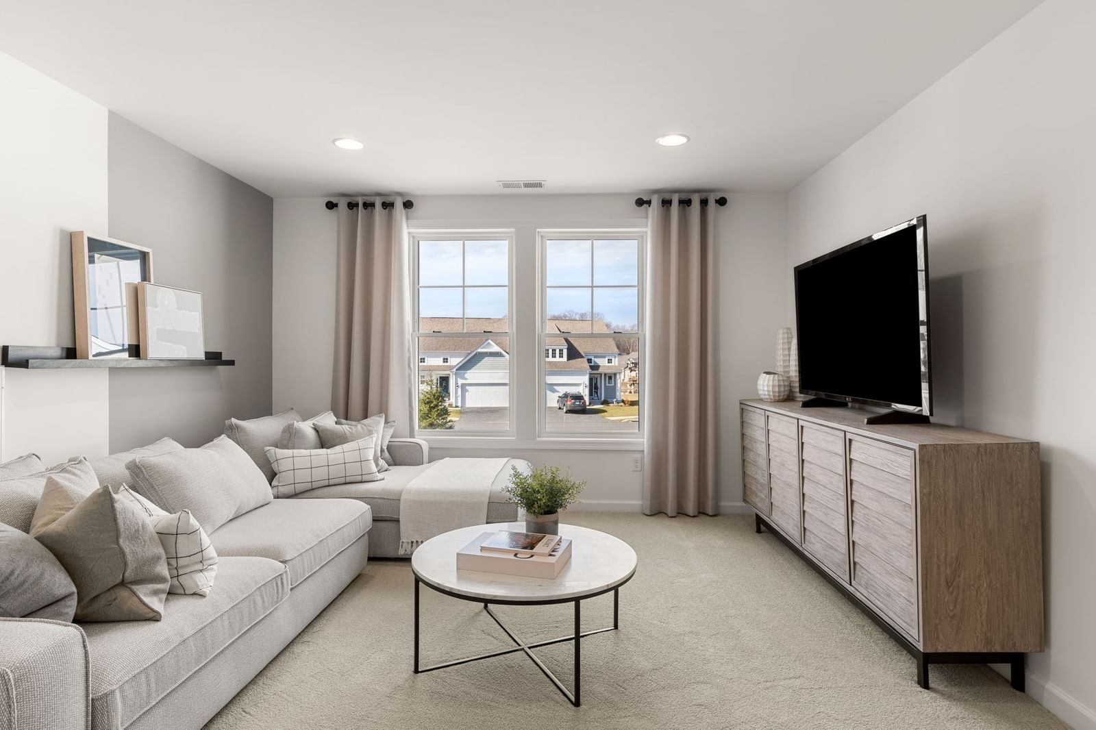 23 Germain Way #6 Norton — Photo 7 of 11