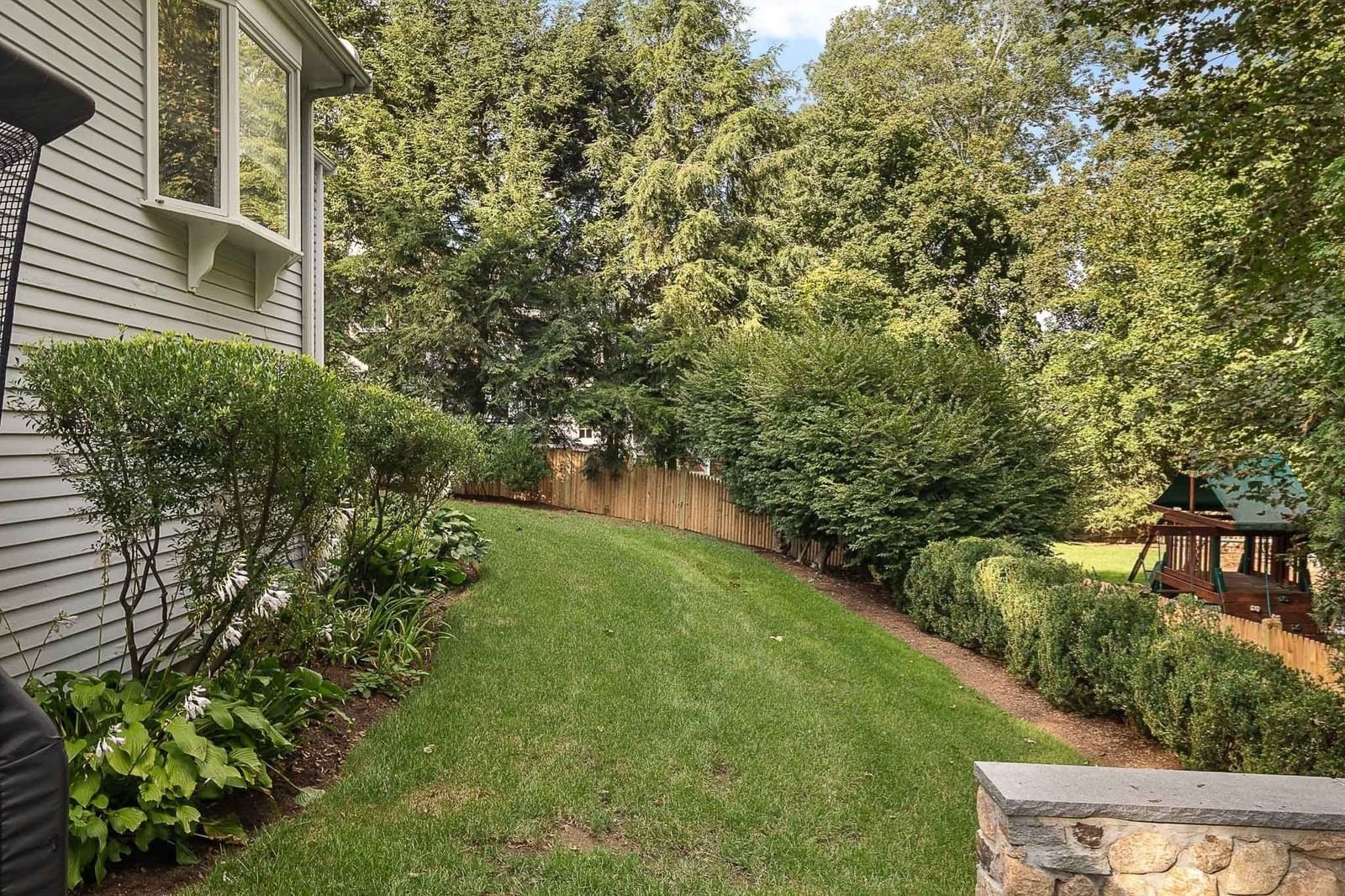 39 River Glen Rd Wellesley — Photo 32 of 34