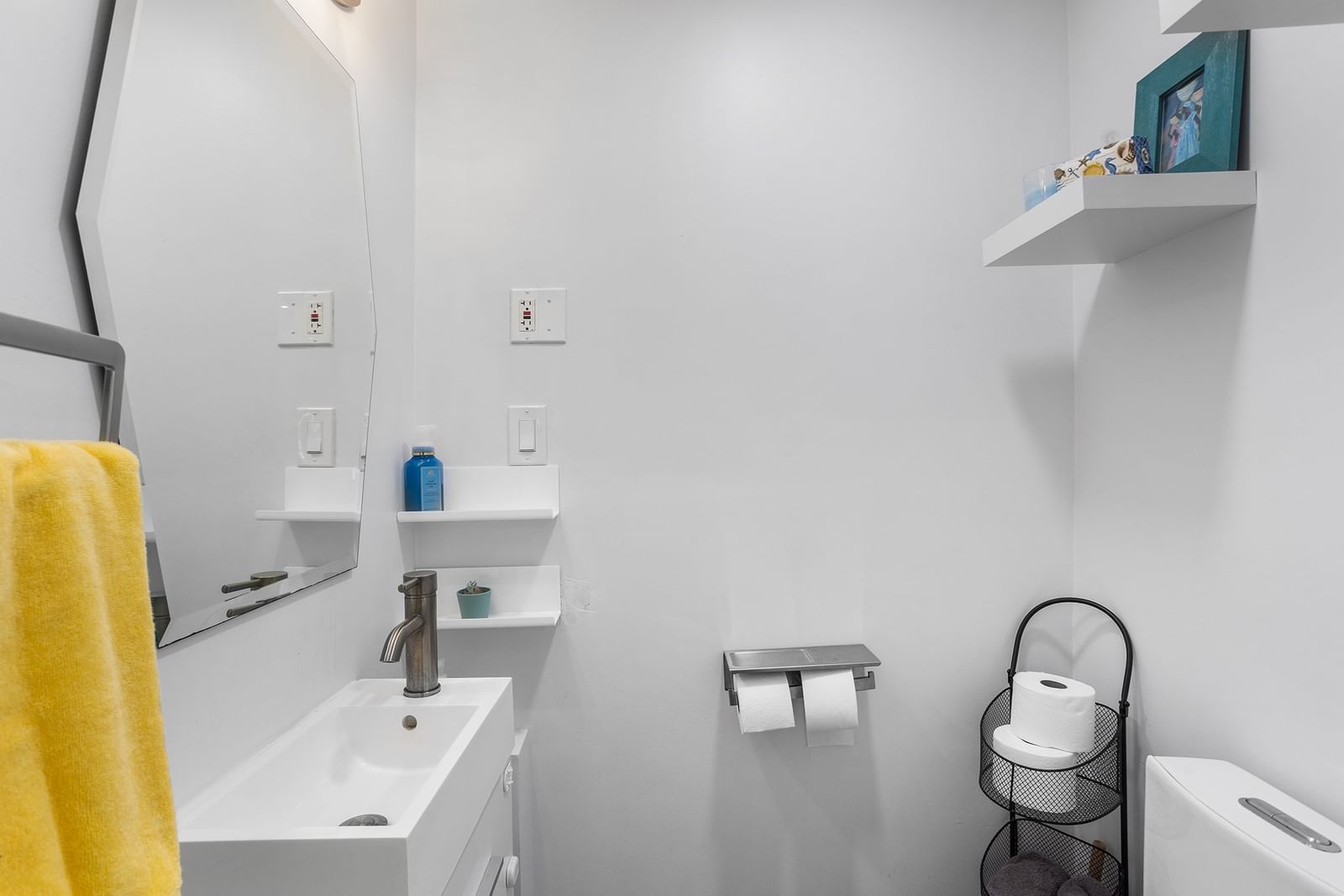 438 Reservoir St Holden — Photo 12 of 29