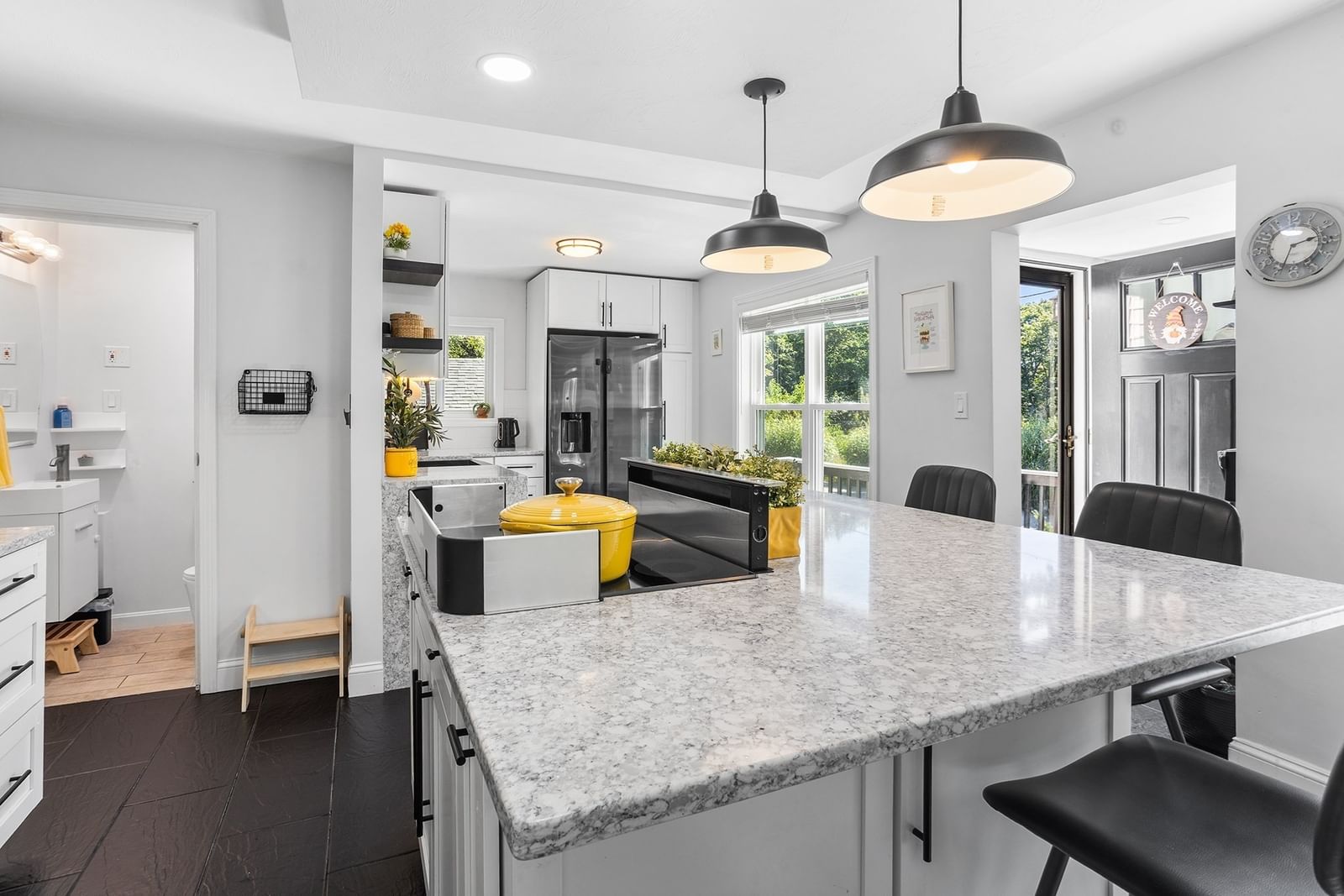 438 Reservoir St Holden — Photo 8 of 29