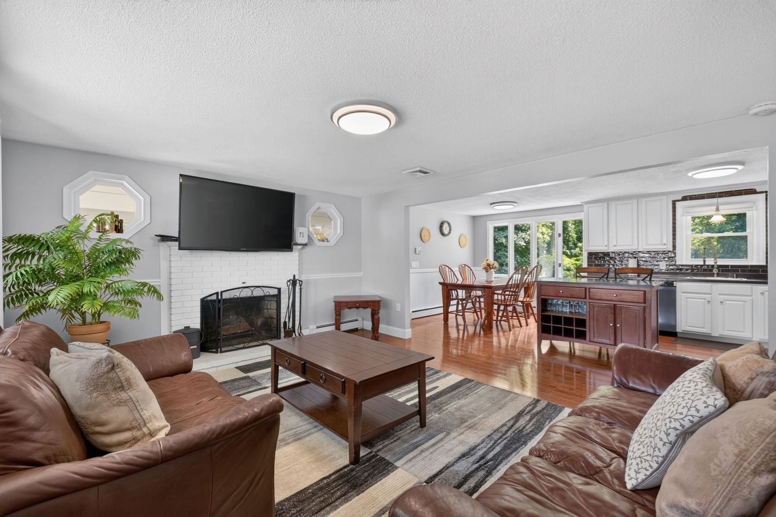 315 Broadway Raynham — Photo 11 of 40